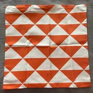 Brand new Modernality pillow cover